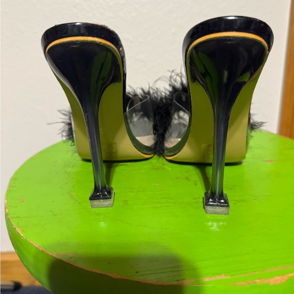 Elegant Black Feathered Women's Mules - Picture 3 of 4